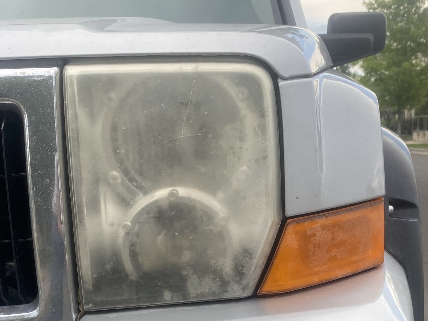 Jeep Commander — before restoration